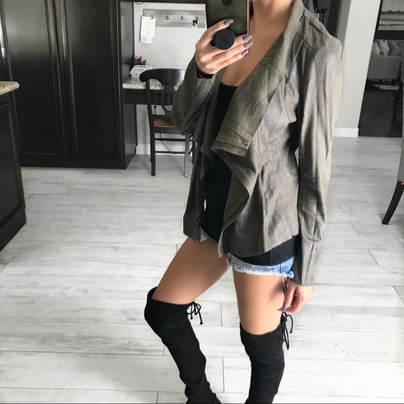 SOLD OUT - Picture 2 of 5